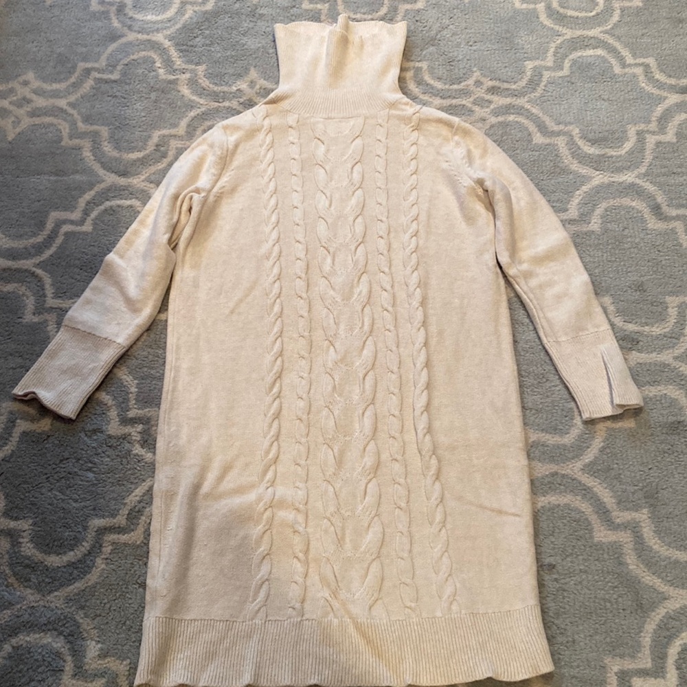 Banana Republic beige/oatmeal colored cable knit sweater dress size Small.